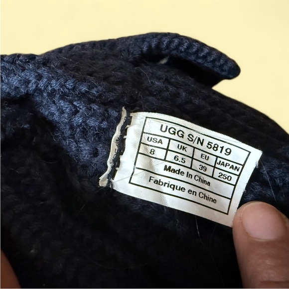 Ugg boots - Picture 6 of 6